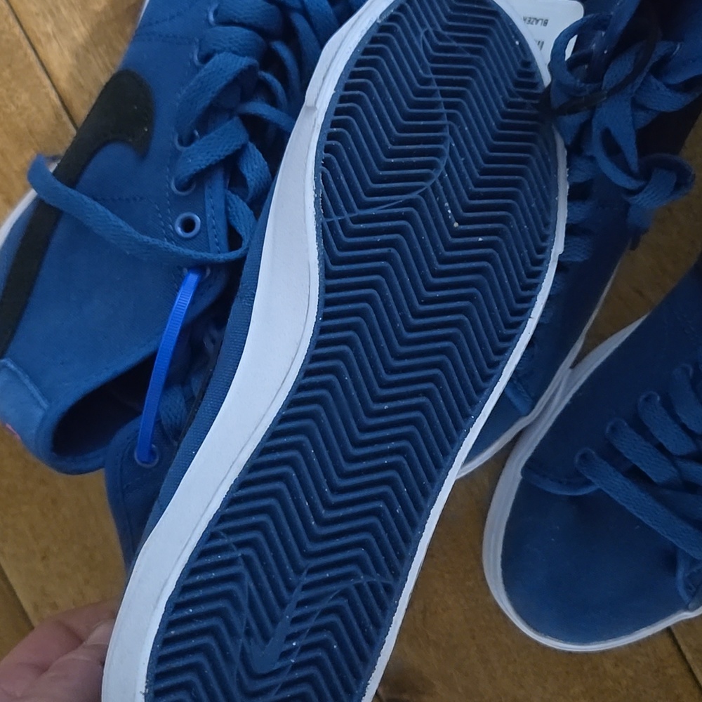 NWT Men's Nike SB Blazer In Premium Dark Blue In Both Size 9 & 9.5 - Picture 8 of 8